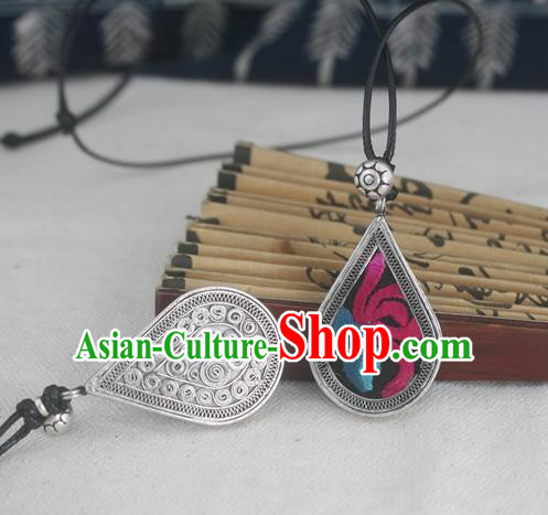 Chinese Traditional Miao Sliver Embroidered Black Necklace Traditional Hmong Necklet for Women