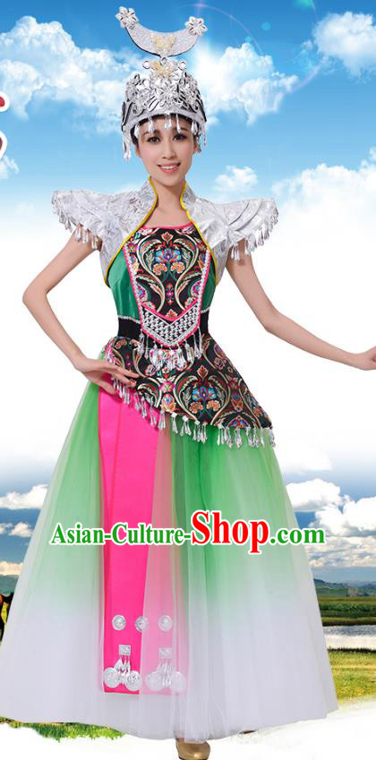 Traditional Chinese Miao Nationality Dance Green Dress, China Hmong Minority Folk Dance Ethnic Costume and Headwear for Women