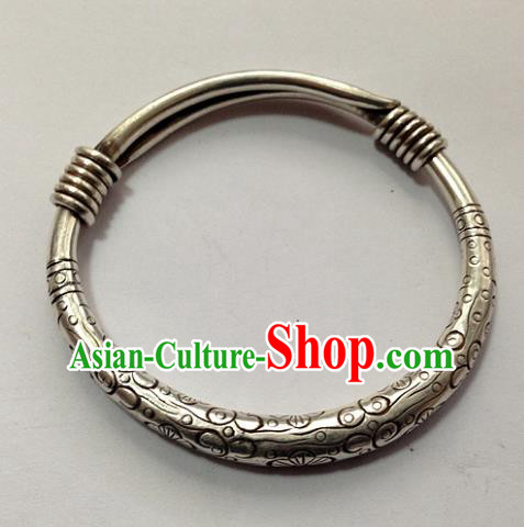 Handmade Chinese Miao Nationality Craft Carving Bracelet Traditional Hmong Sliver Bangle for Women