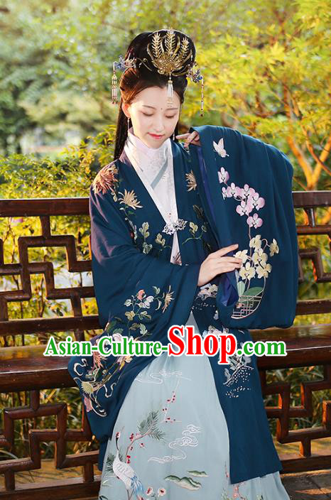 Chinese Ancient Ming Dynasty Imperial Consort Hanfu Dress Embroidered Costumes Complete Set for Women