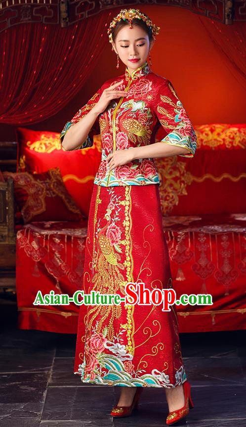 Chinese Ancient Embroidered Wedding Costumes Bride Formal Dresses Toast Cheongsam XiuHe Suit for Women