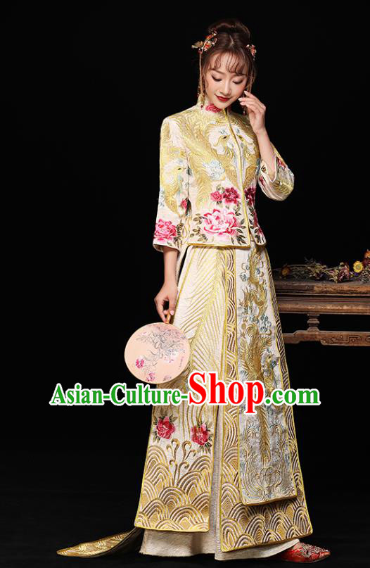 Chinese Ancient Wedding Costumes Bride Formal Dresses Embroidered Peony Yellow Longfenggua XiuHe Suit for Women
