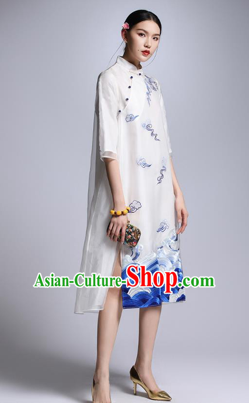 Chinese Traditional Tang Suit Embroidered White Cheongsam China National Qipao Dress for Women