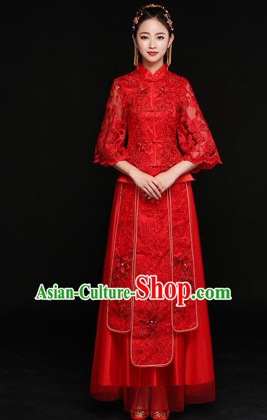 Traditional Chinese Embroidered Lace Xiuhe Suit Ancient Wedding Red Dress Toast Cheongsam for Women