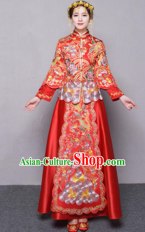 Chinese Traditional Xiuhe Suit Embroidered Red Longfeng Flown Ancient Wedding Dress for Women