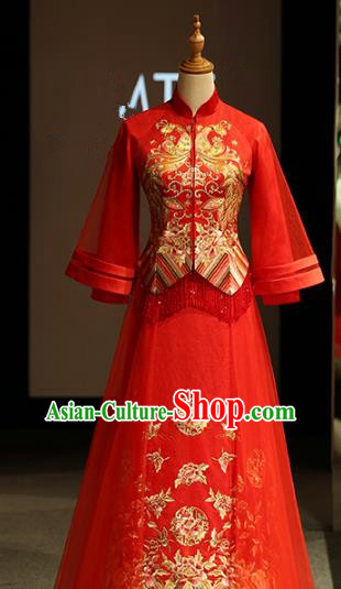 Chinese Traditional Bride Xiuhe Suit Ancient Longfeng Flown Embroidered Wedding Cheongsam Veil Dress for Women