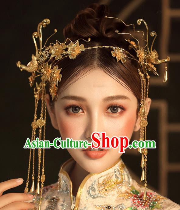 Chinese Ancient Golden Tassel Step Shake Wedding Hair Accessories Golden Phoenix Traditional Hairpins for Women