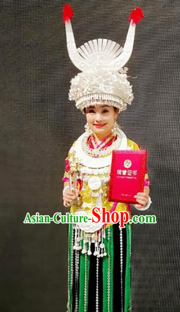 Chinese Traditional Miao Nationality Dance Dress Embroidered Wedding Costumes and Headpiece for Women