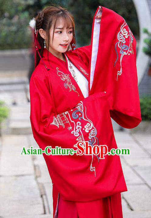 Chinese Traditional Ming Dynasty Princess Costume Ancient Embroidered Red Cloak for Rich Women