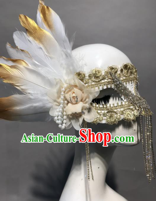 Top Halloween Cosplay Masks Brazilian Carnival Fancy Dress Ball White Feather Face Mask for Women