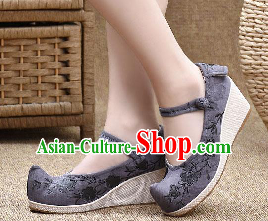 Chinese Shoes Wedding Shoes Traditional Embroidered Shoes Grey High Heeled Shoes for Women