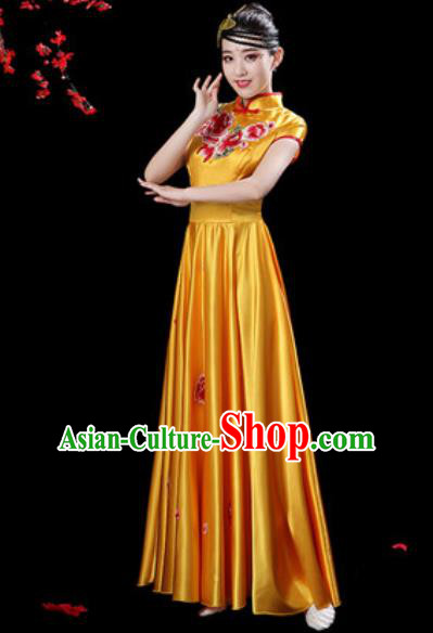 Chinese Classical Dance Chorus Yellow Silk Embroidered Dress Traditional Umbrella Dance Fan Dance Costumes for Women