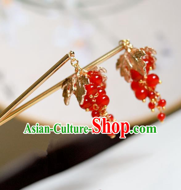 Handmade Chinese Traditional Red Grape Hairpins Ancient Classical Hanfu Hair Accessories for Women