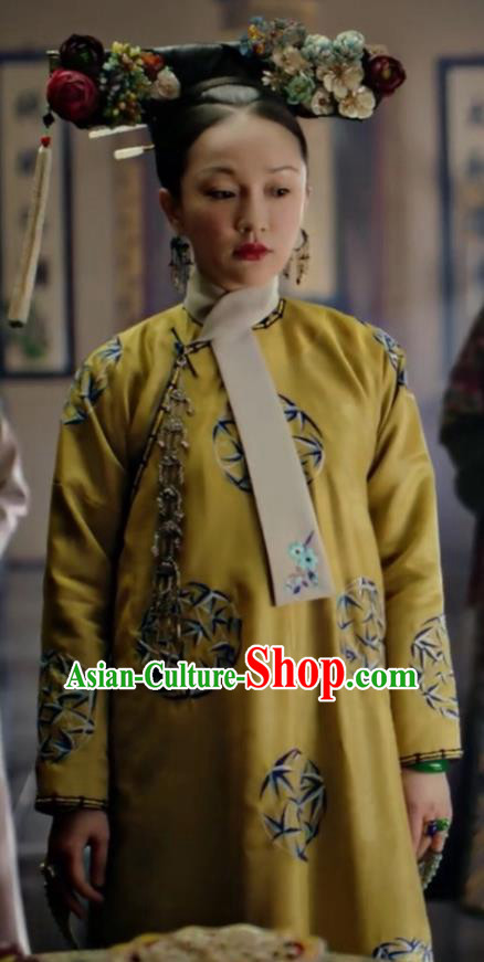 Drama Ruyi Royal Love in the Palace Chinese Ancient Qing Dynasty Empress Embroidered Costumes and Headpiece for Women