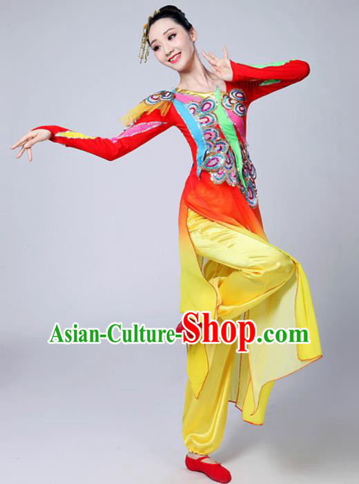 Chinese Traditional Group Dance Yangko Red Costumes Stage Performance Folk Dance Clothing for Women