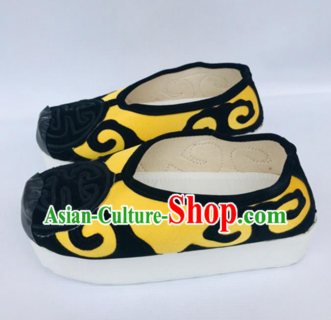 Chinese Traditional Shoes Ancient Beijing Opera Shoes Hanfu Yellow Shoes for Men