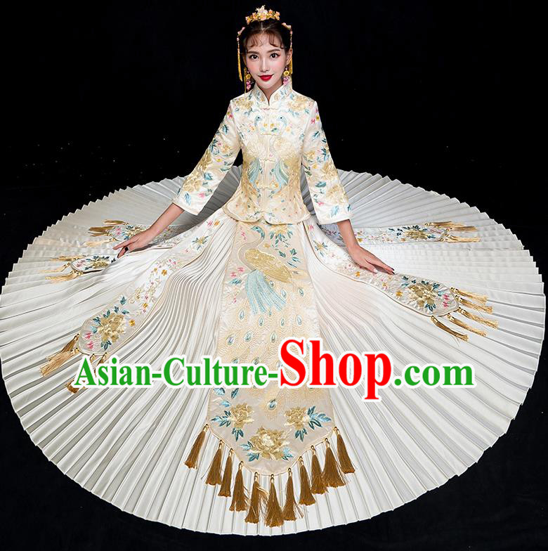 Chinese Traditional Embroidered Peacock White Xiuhe Suits Ancient Bride Toast Wedding Costumes for Women