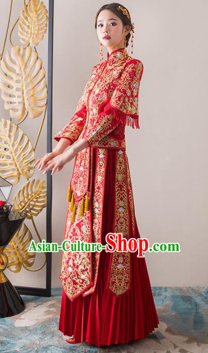 Chinese Traditional Bride Embroidered Slim Xiuhe Suits Ancient Handmade Red Wedding Dresses for Women