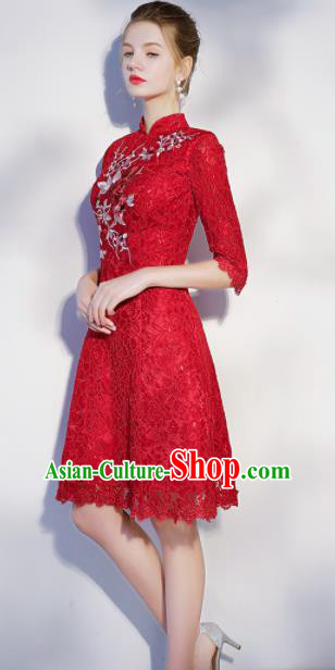 Chinese Traditional Bride Embroidered Slim Cheongsam Ancient Handmade Red Lace Wedding Dress for Women