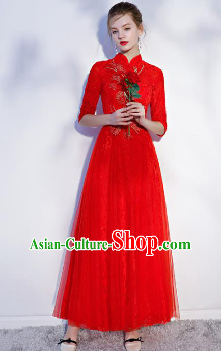 Chinese Traditional Bride Embroidered Slim Cheongsam Ancient Handmade Red Veil Wedding Dress for Women