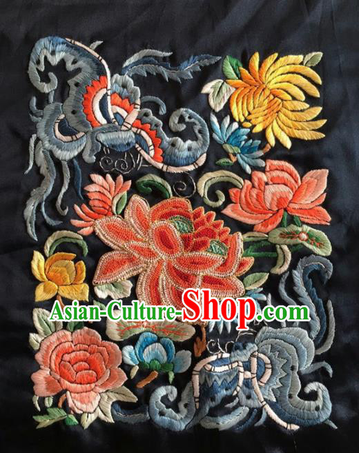 Chinese Traditional Embroidered Chrysanthemum Cloth Patches Handmade Embroidery Craft Silk Fabric