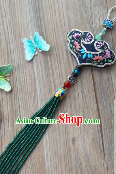 Chinese Traditional Hanfu Embroidered Green Brooch Pendant Ancient Cheongsam Breastpin Accessories for Women