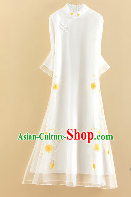 Chinese Traditional Tang Suit Embroidered Flowers White Cheongsam National Costume Qipao Dress for Women