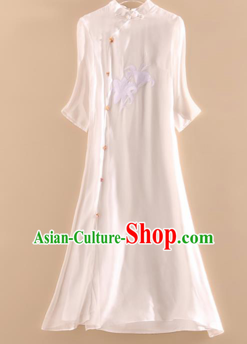 Chinese Traditional Tang Suit Embroidered Lily Flowers White Organza Cheongsam National Costume Qipao Dress for Women