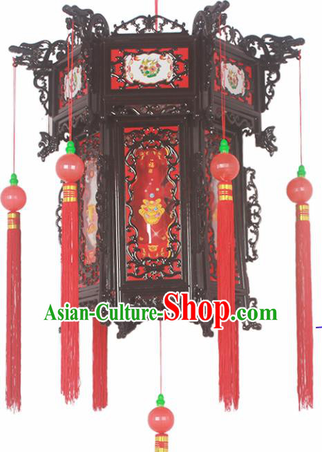 Chinese Traditional Handmade Plastic Red Palace Lantern Asian New Year Lantern Ancient Ceiling Lamp