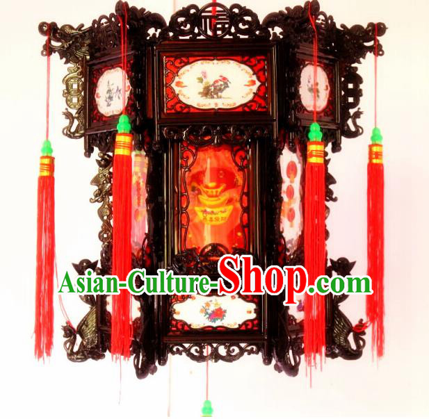 Chinese Traditional Handmade Plastic Palace Lantern Asian New Year Lantern Ancient Ceiling Lamp