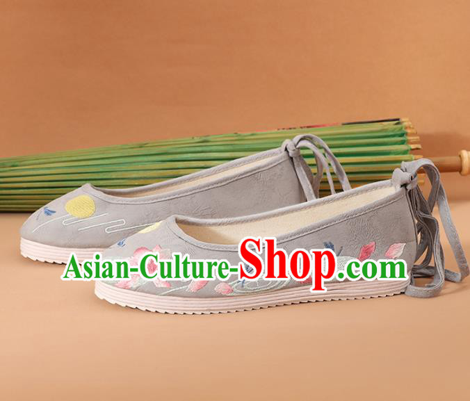 Traditional Chinese National Embroidered Lotus Grey Shoes Ancient Princess Shoes Handmade Hanfu Shoes for Women