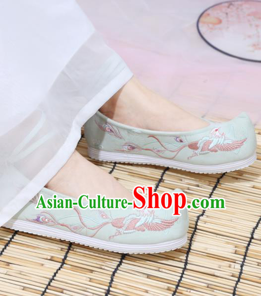 Traditional Chinese National Embroidered Phoenix Light Green Shoes Ancient Princess Shoes Handmade Hanfu Shoes for Women