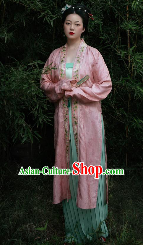 Chinese Ancient Nobility Female Embroidered Hanfu Dress Traditional Song Dynasty Princess Replica Costume for Women