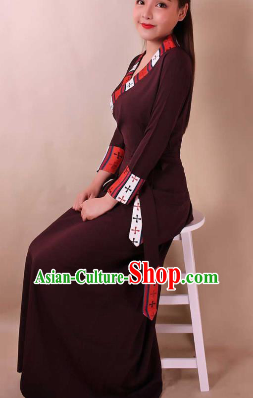 Traditional Chinese Zang Ethnic Purplish Red Dress Tibetan Minority Folk Dance Costume for Women