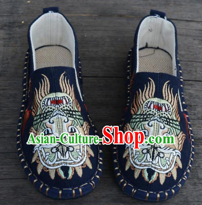 Traditional Chinese Martial Arts Embroidered Lion Shoes Handmade Navy Flax Shoes National Multi Layered Cloth Shoes for Men