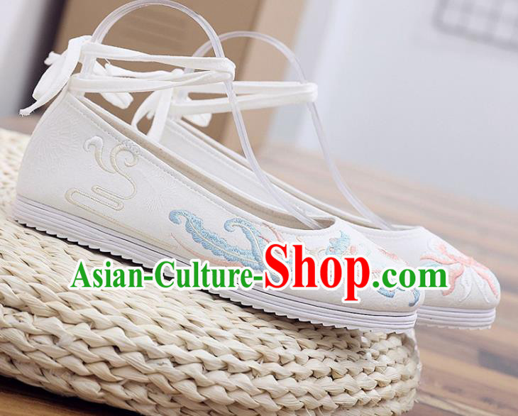 Traditional Chinese Embroidered Peony Butterfly White Shoes Handmade Cloth Shoes National Cloth Shoes for Women