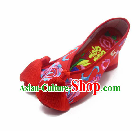 Traditional Chinese Embroidered Peony Red Shoes Handmade Hanfu Wedding Shoes National Cloth Shoes for Women