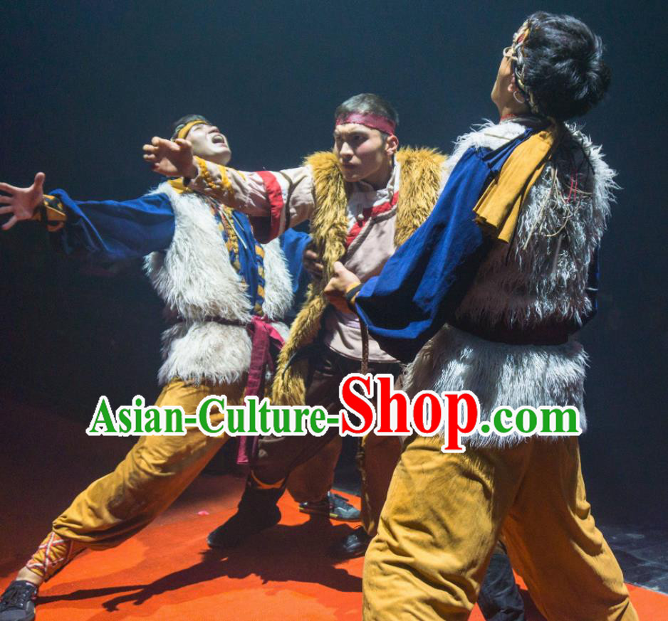 Chinese The Romantic Show of Lijiang Stage Performance Dance General Costume for Men