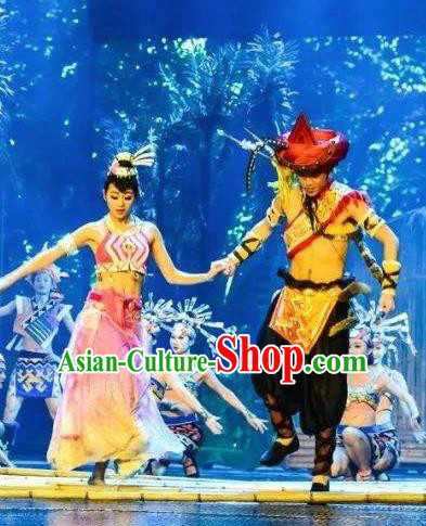 Chinese The Romantic Show of Sanya Stage Performance Dance Ethnic Costumes and Headpiece for Women for Men