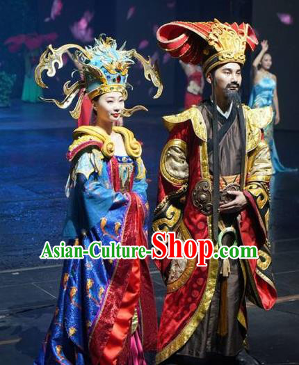 Chinese The Romantic Show of Songcheng Emperor and Empress Stage Show Costumes for Women for Men