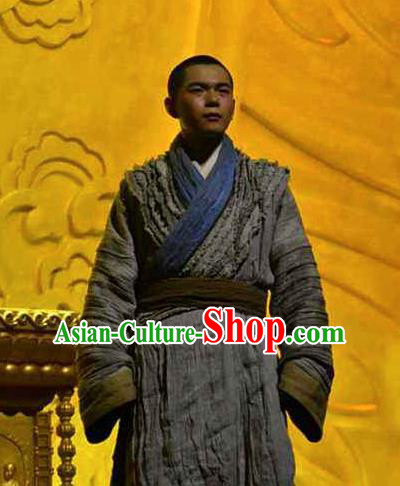 Chinese Dharma Legends in Famen Temple Ancient Tang Dynasty Monk Stage Performance Grey Costume for Men