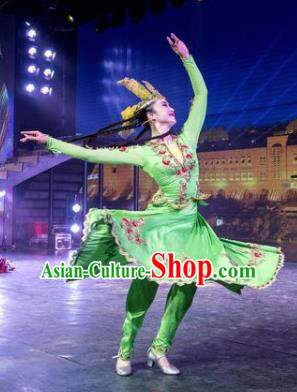 Chinese Silk Road Mongol Nationality Dance Green Dress Ethnic Stage Performance Costume for Women