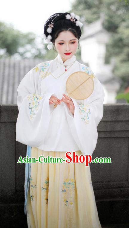 Traditional Chinese Ming Dynasty Court Princess Embroidered Hanfu Dress Ancient Nobility Lady Replica Costume for Women