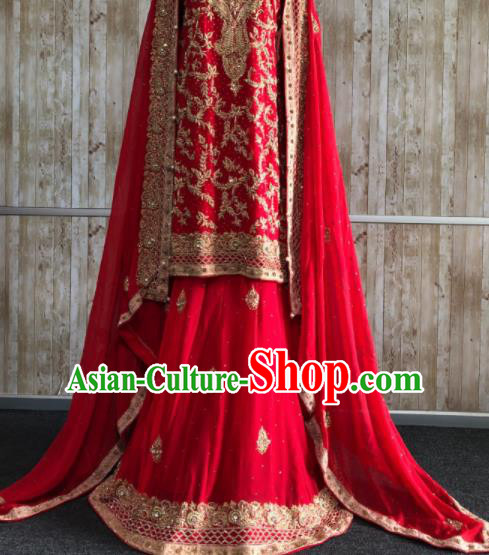 South Asia  Indian Court Queen Embroidered Red Dress Traditional   India Hui Nationality Wedding Costumes for Women