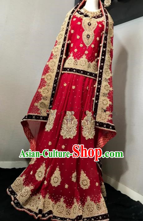 South Asia  Indian Court Queen Wedding Embroidered Red Dress Traditional   India Hui Nationality Bride Costumes for Women