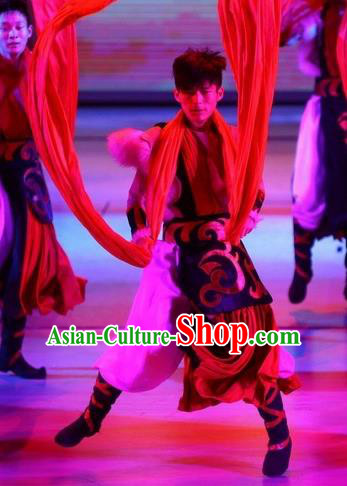 Phoenix Flying Qiang Dance Traditional Chinese Qiang Ethnic Minority Dance Costumes and Headwear for Men