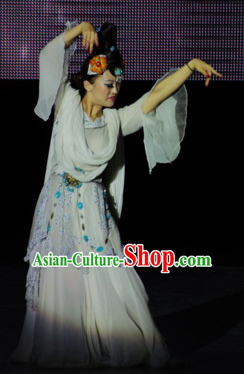 Chinese Tamrac Heaven Classical Dance White Dress Stage Performance Costume and Headpiece for Women