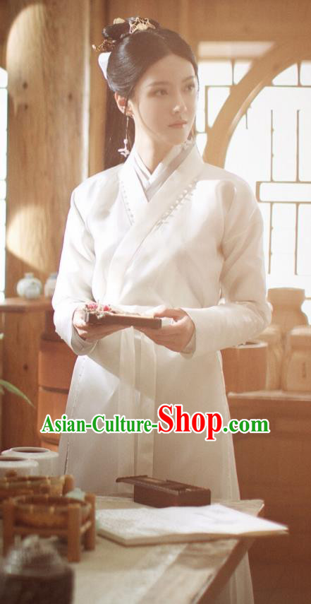Chinese Ancient Female Swordsman Drama Love and Destiny Qing Yao Zhang Zhi Xi White Costumes and Headpiece for Women
