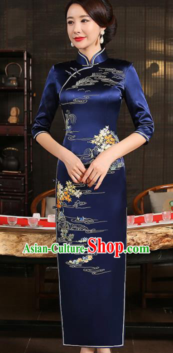 Traditional Chinese Embroidered Royalblue Silk Cheongsam Mother Tang Suit Qipao Dress for Women