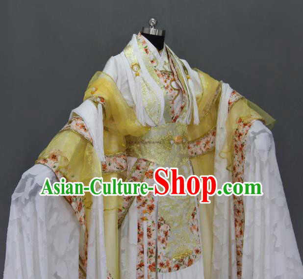 Traditional Chinese Cosplay Fairy Queen Golden Dress Ancient Drama Female Swordsman Costumes for Women